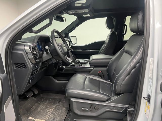Used 2025 Ford F150 Lariat image 19