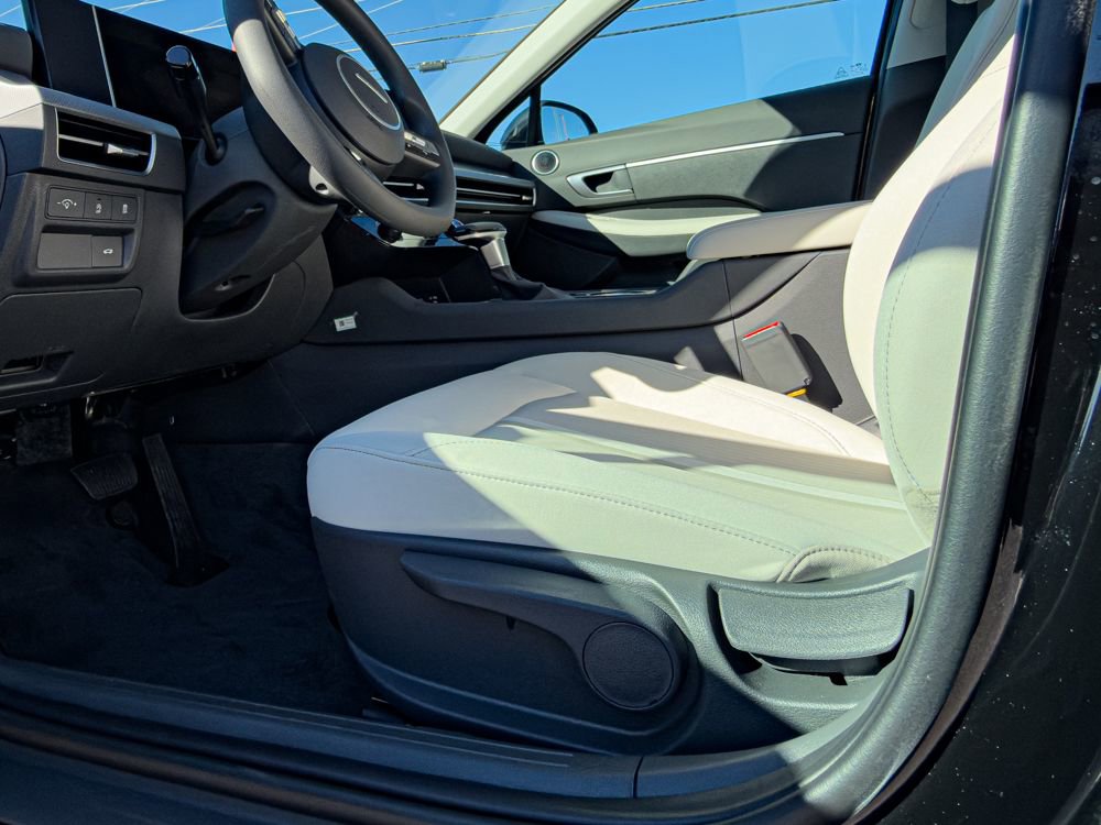 New 2025 Hyundai Sonata SE image 12