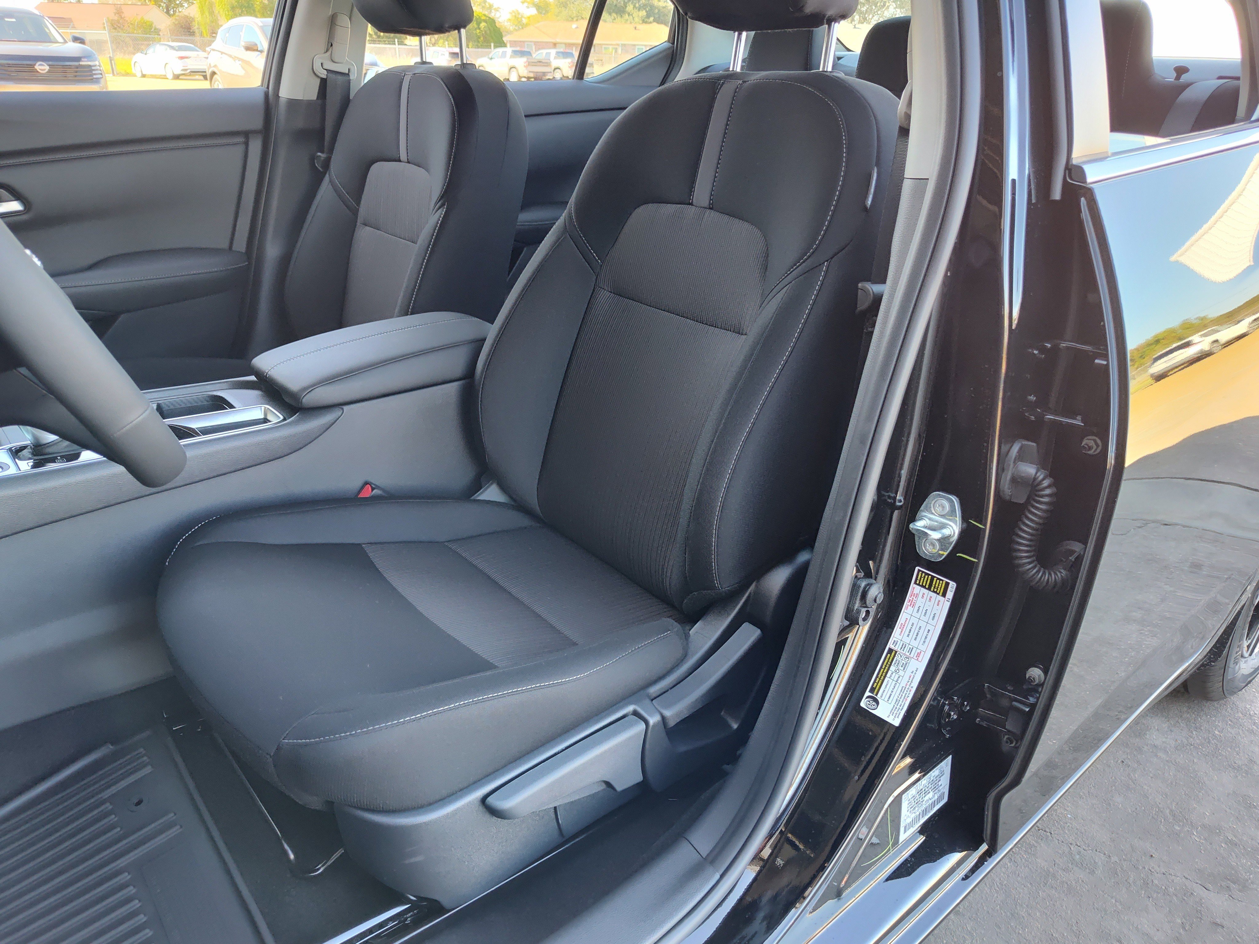 New 2025 Nissan Sentra SV w/ All-Weather Package image 6