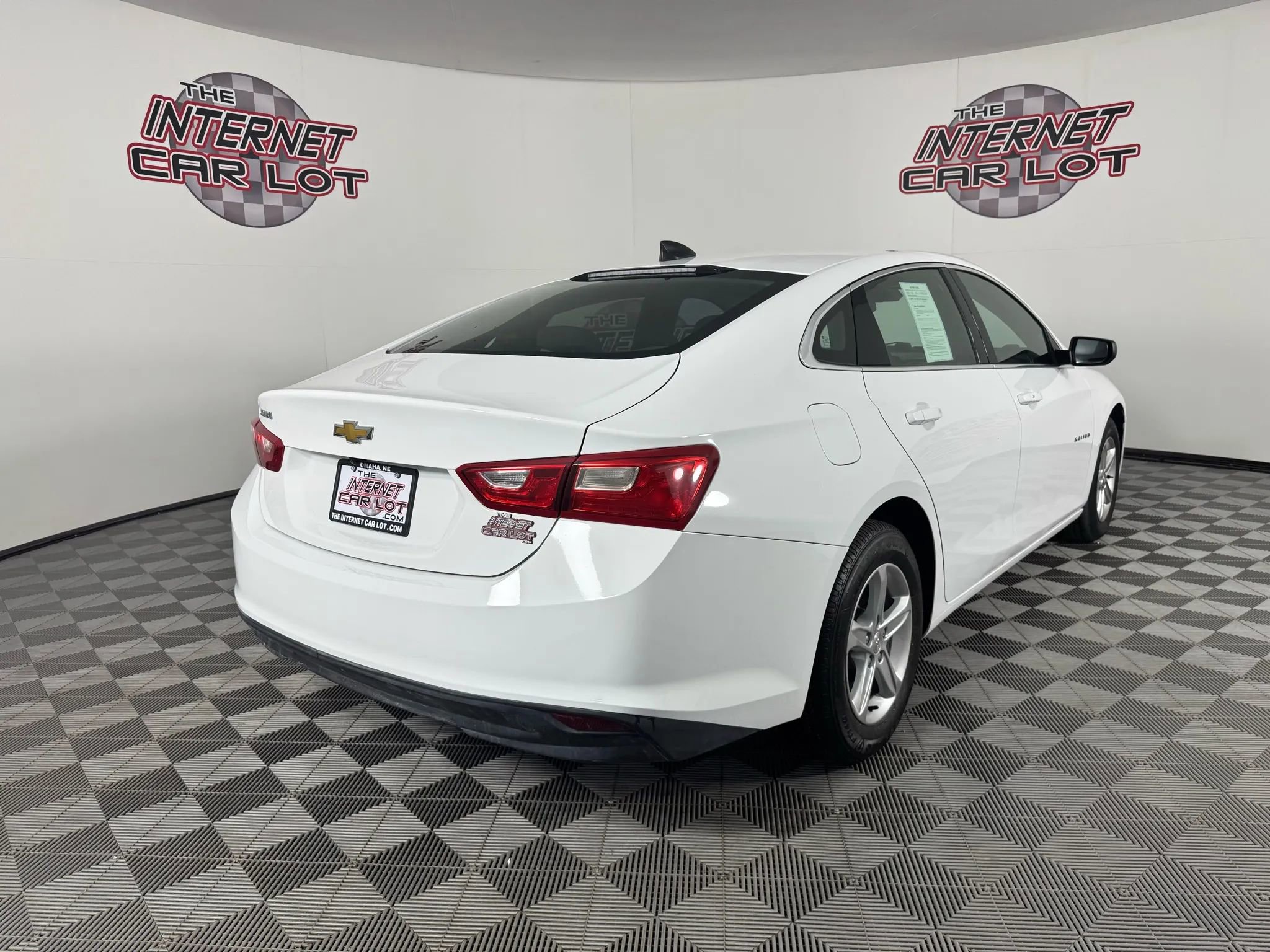 Used 2023 Chevrolet Malibu LS image 7