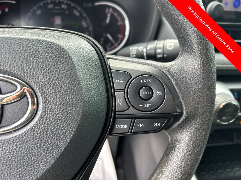 Used 2023 Toyota RAV4 XLE FWD image 8