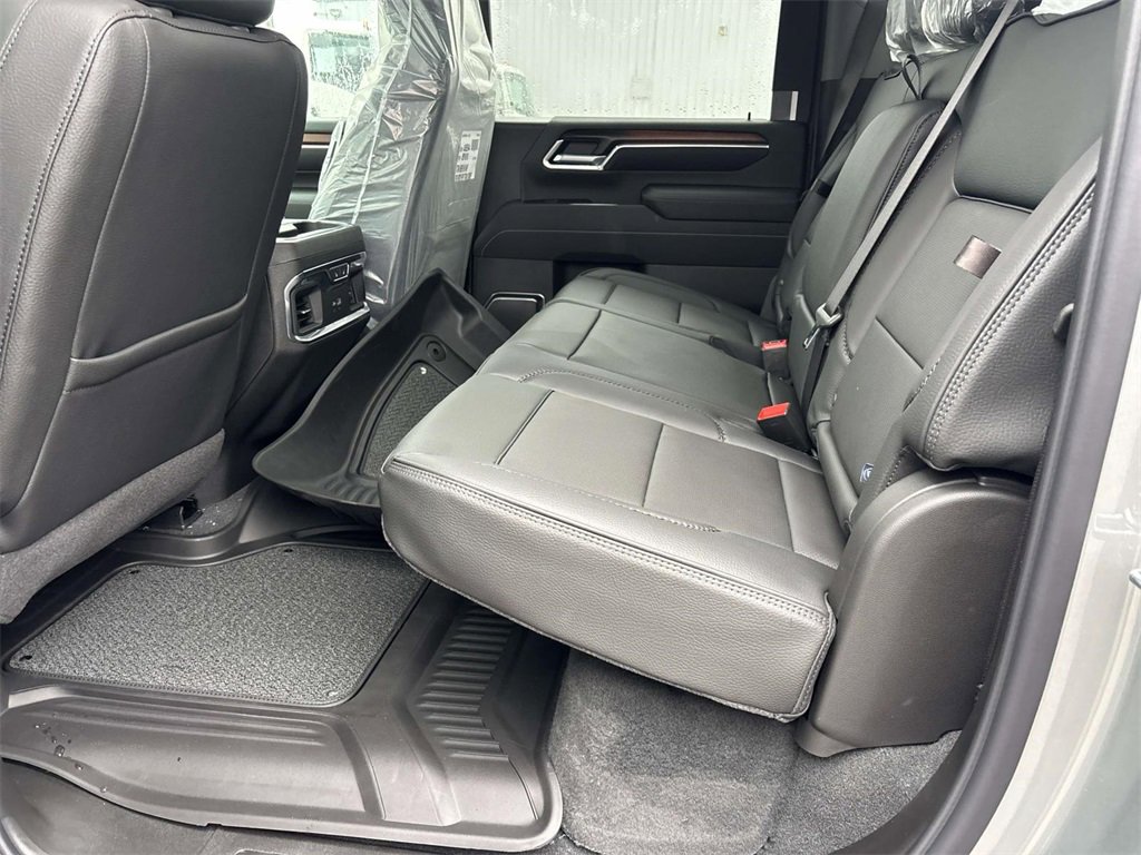 New 2026 GMC Sierra 2500 Denali w/ Denali Reserve Package image 8