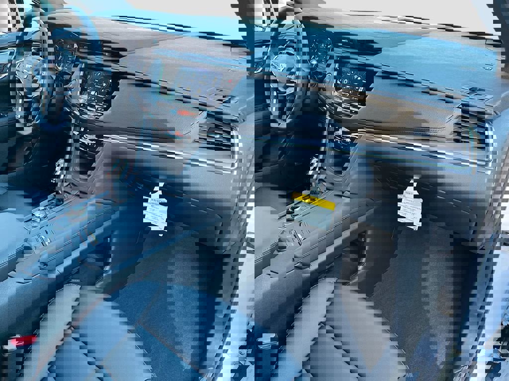 New 2026 Cadillac XT5 Luxury image 29