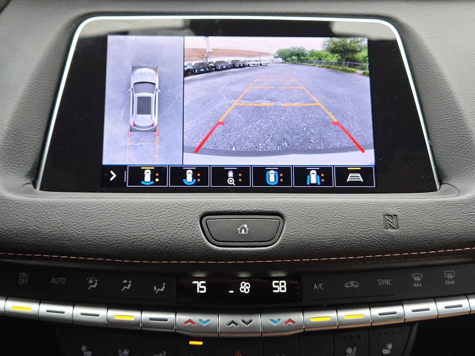 Certified 2020 Cadillac XT4 Sport FWD image 19