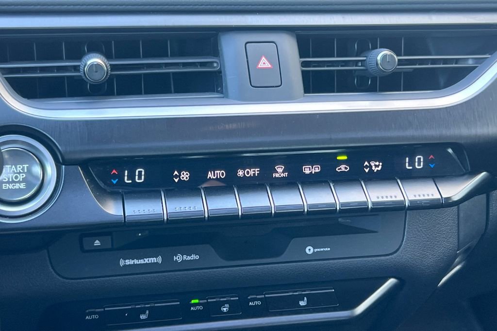 Used 2019 Lexus UX 200 F Sport w/ F Sport Premium Package FWD image 22