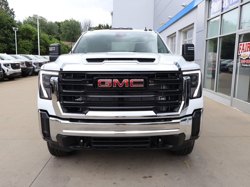 New 2026 GMC Sierra 3500 Pro AWD/4WD image 5