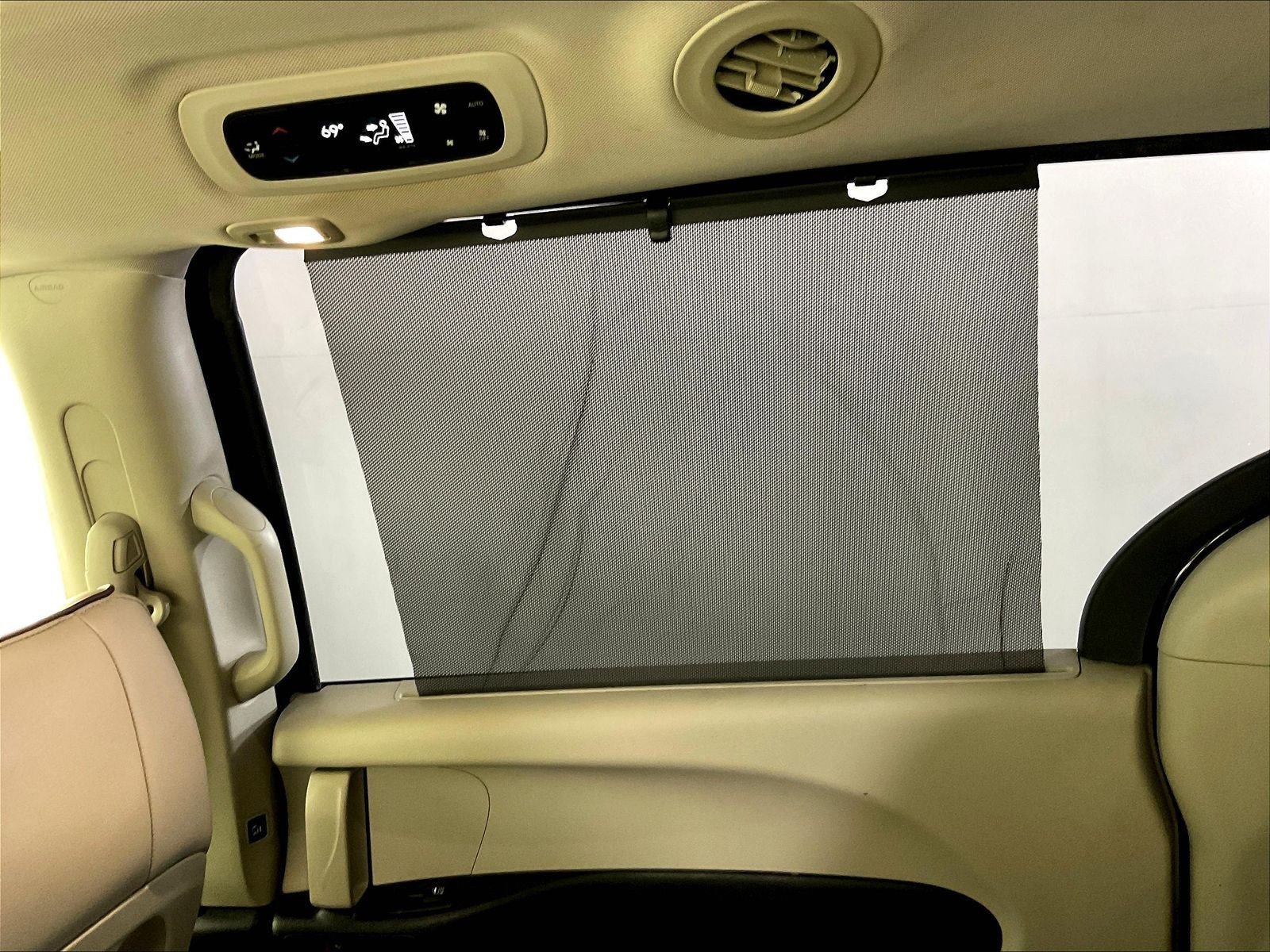 Used 2018 Chrysler Pacifica Limited FWD image 39