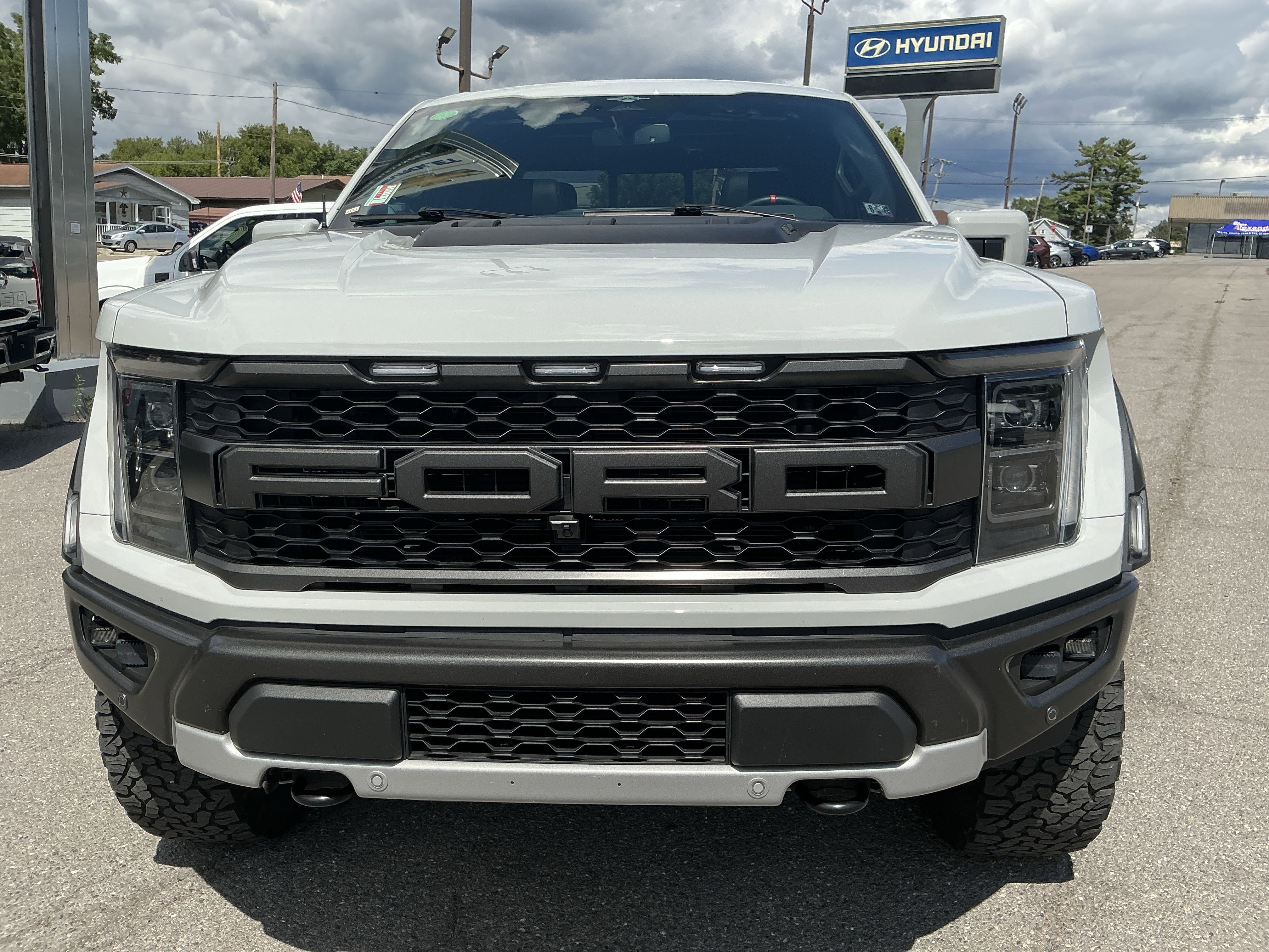 Used 2023 Ford F150 Raptor w/ Raptor Carbon Fiber Package image 8