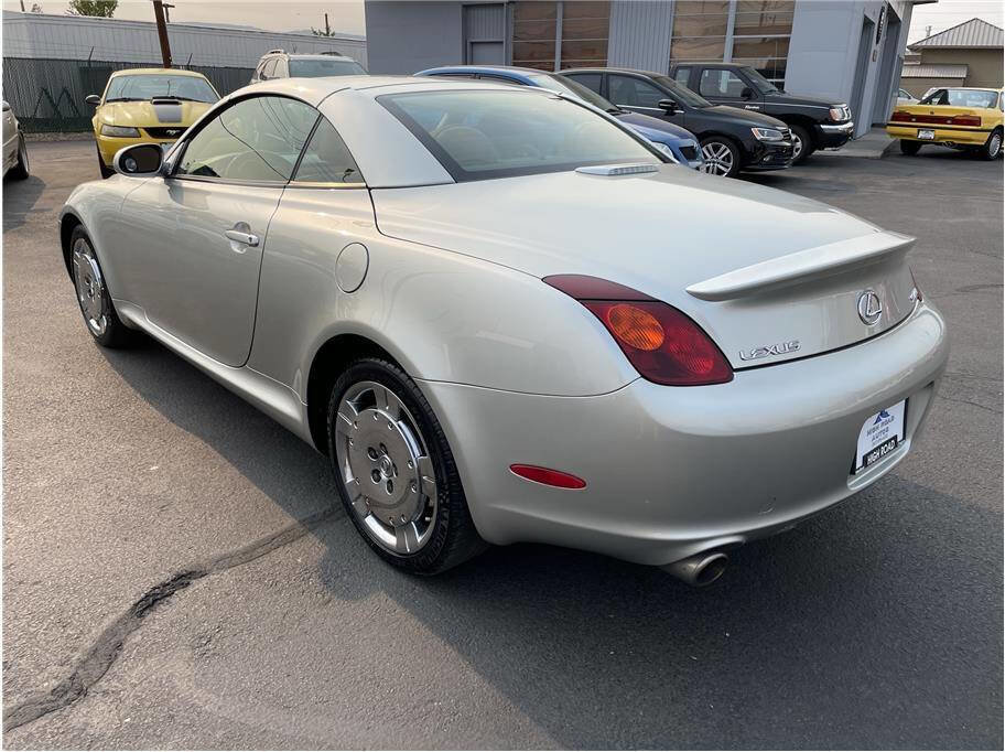 Used 2002 Lexus SC 430 Base 2dr Convertible image 3