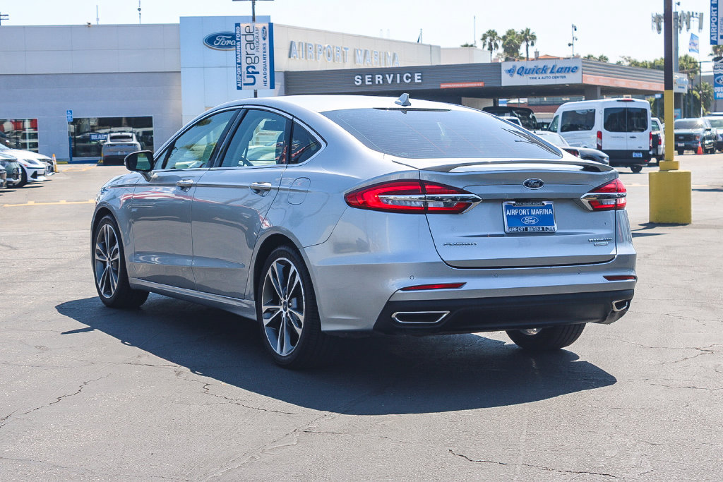 Used 2020 Ford Fusion Titanium FWD image 5