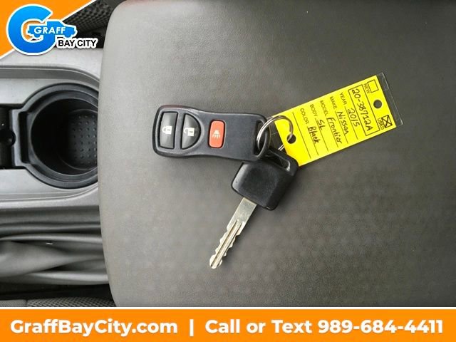 Used 2015 Nissan Frontier SL image 26