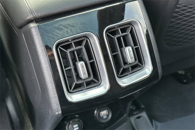 Used 2022 Kia Sorento SX image 45