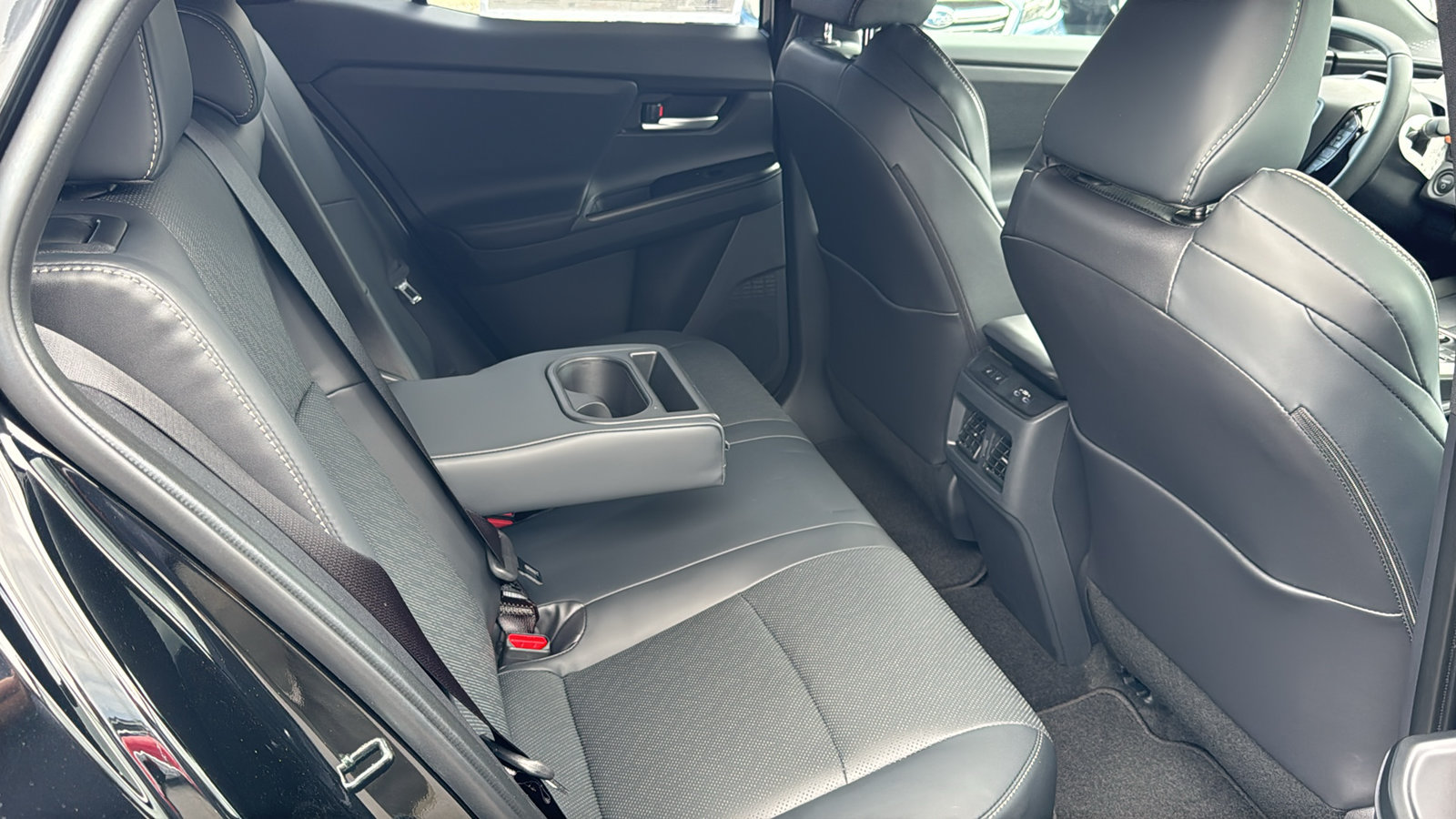 New 2027 Subaru Uncharted AWD image 11