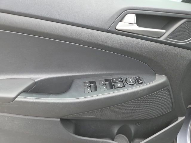 Used 2019 Hyundai Tucson SEL image 17