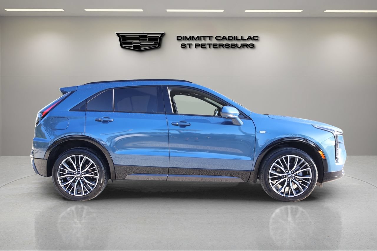 Certified 2025 Cadillac XT4 Sport w/ LPO, Floor Liner Package FWD image 6