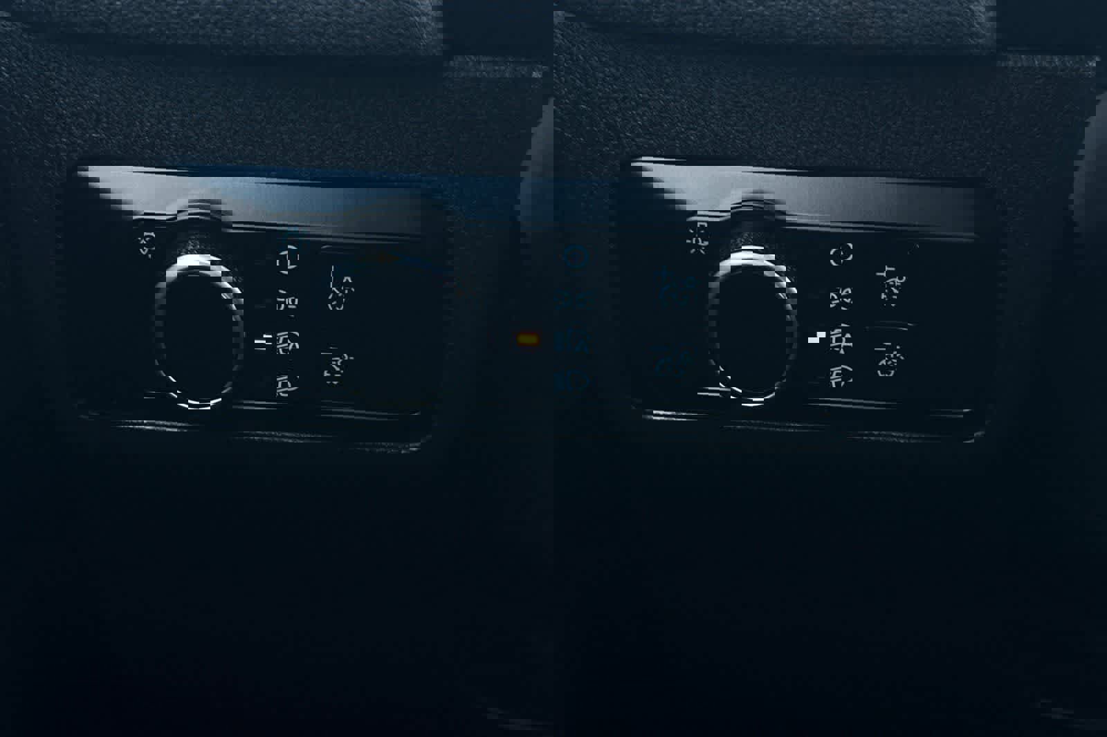 Used 2025 Ford Escape ST-Line image 34