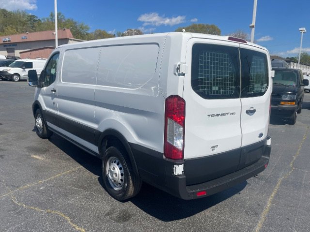 Used 2020 Ford Transit 250 Low Roof AWD image 3