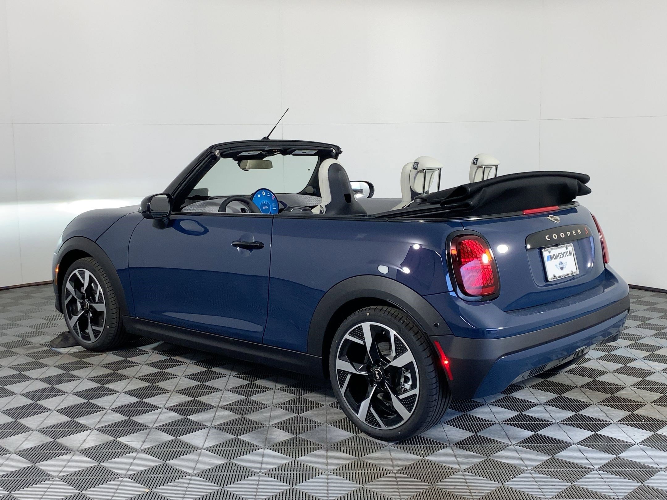 New 2026 MINI Cooper S FWD image 3
