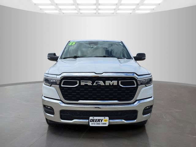 Used 2025 RAM 1500 Big Horn AWD/4WD image 3