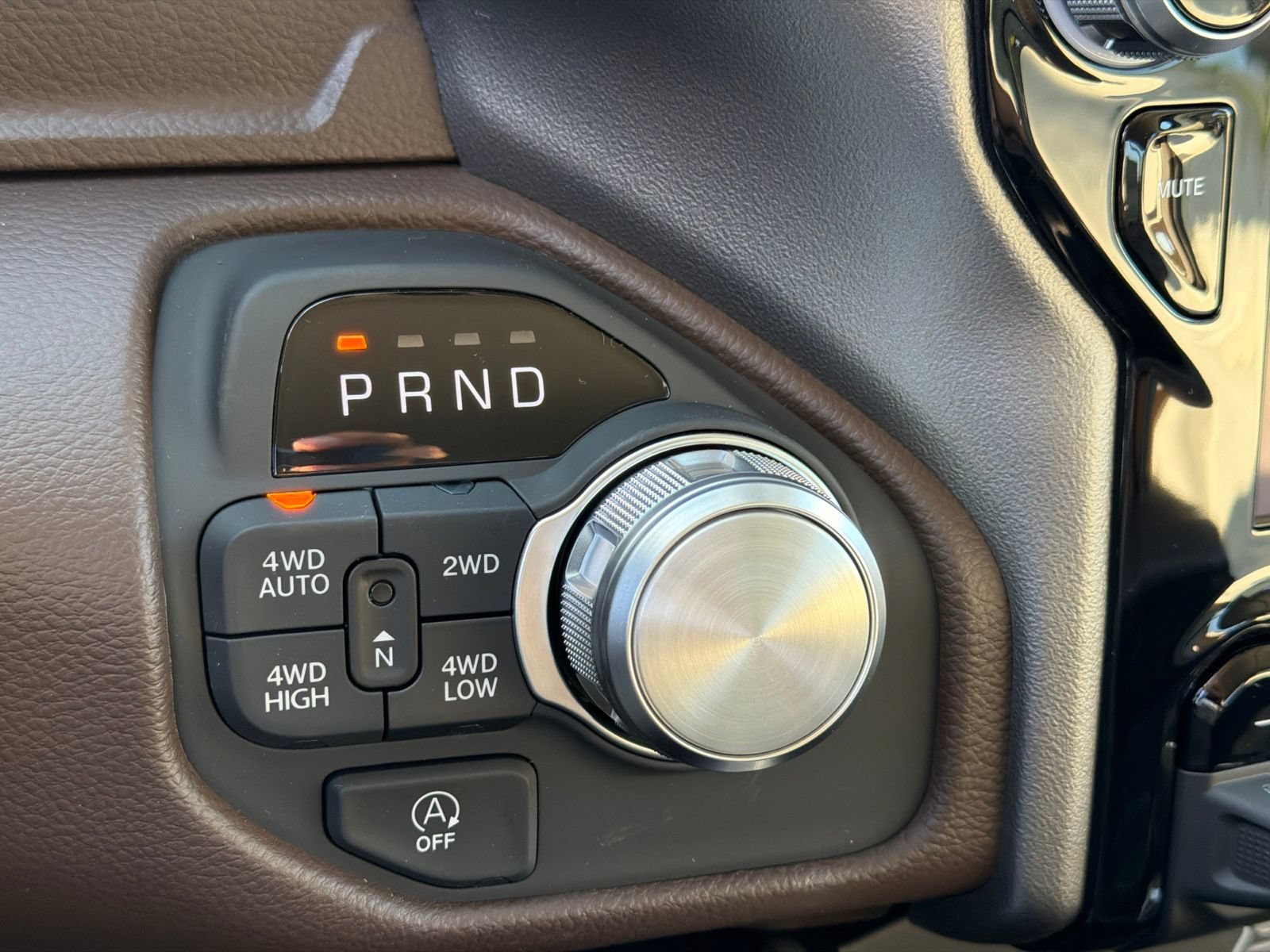 New 2027 RAM 1500 Laramie AWD/4WD image 27