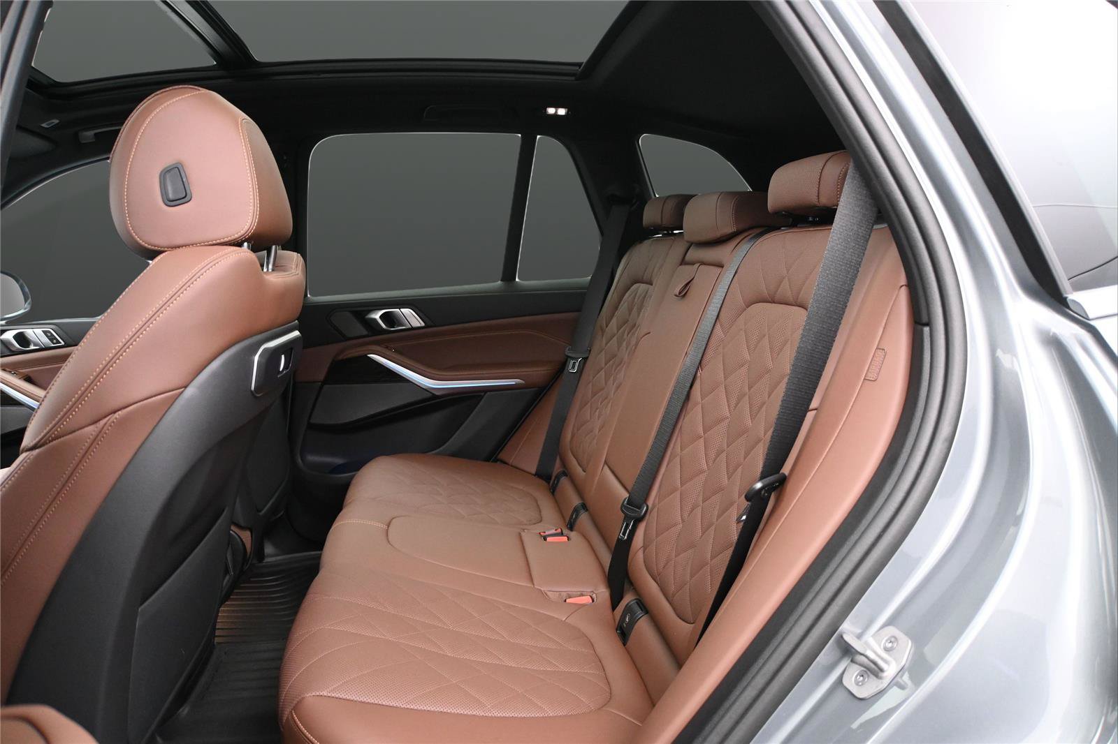 Used 2026 BMW X5 xDrive40i AWD/4WD image 8