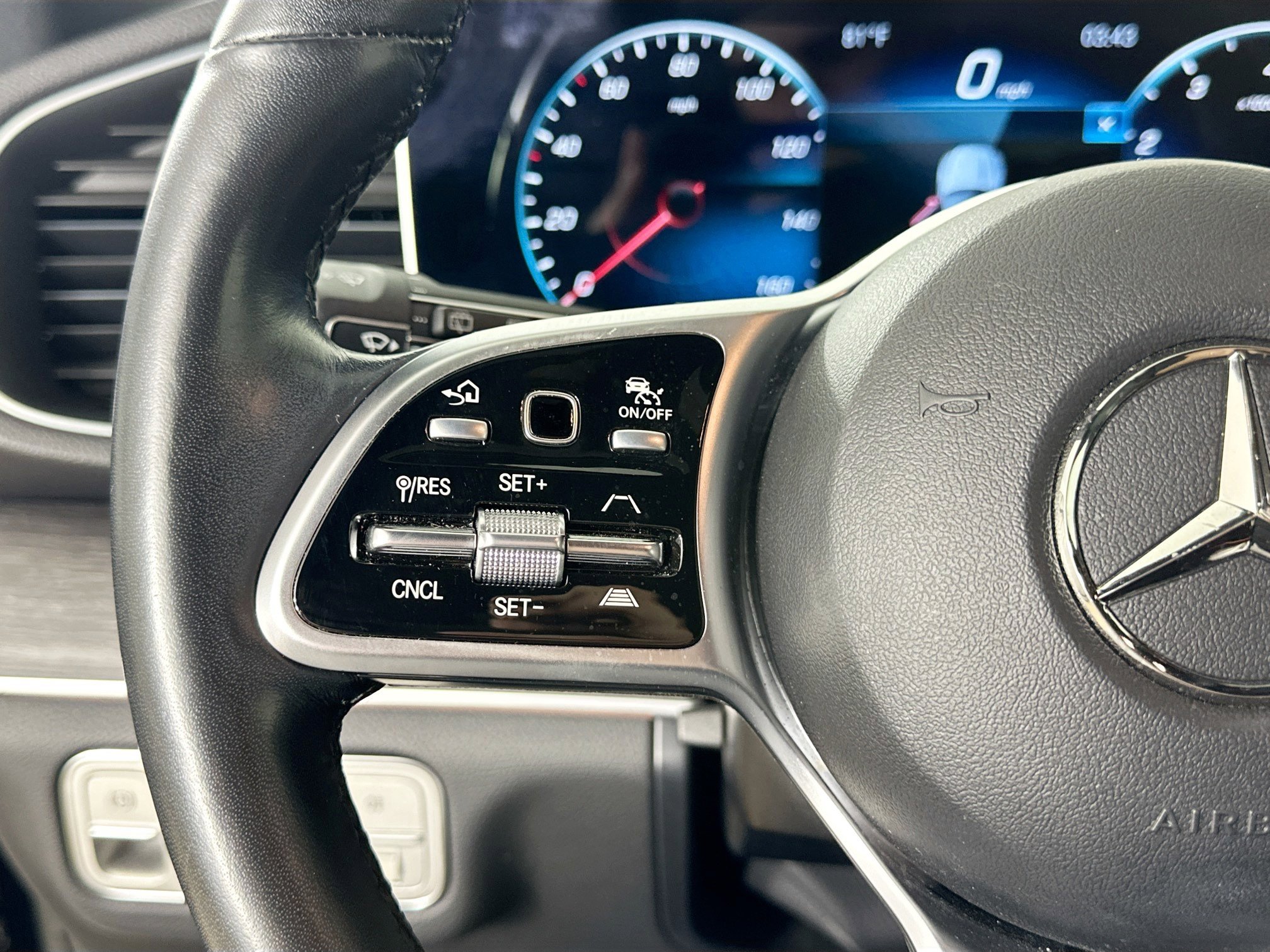 Certified 2022 Mercedes-Benz GLE 350 4MATIC image 12