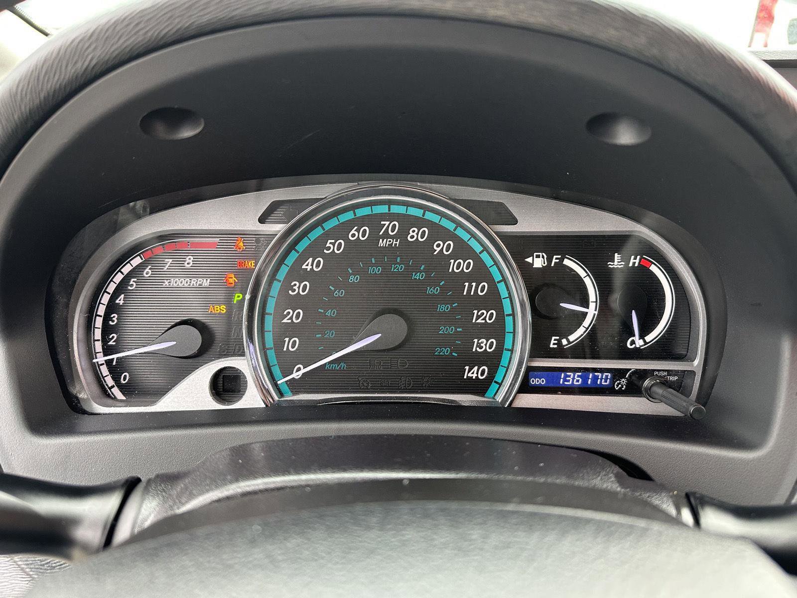 Used 2015 Toyota Venza LE image 26