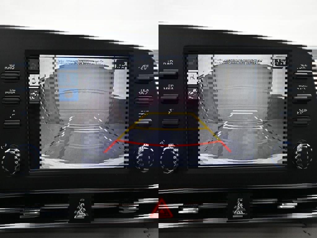 New 2025 Hyundai Elantra Sport image 13