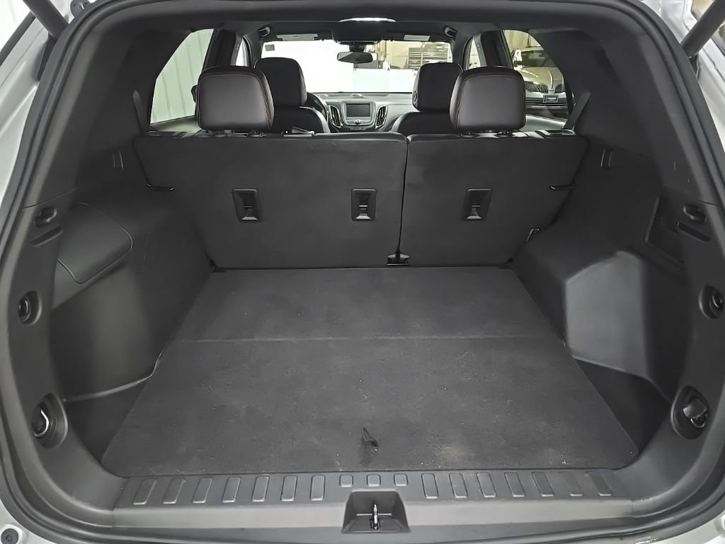 Used 2022 Chevrolet Equinox RS AWD/4WD image 11