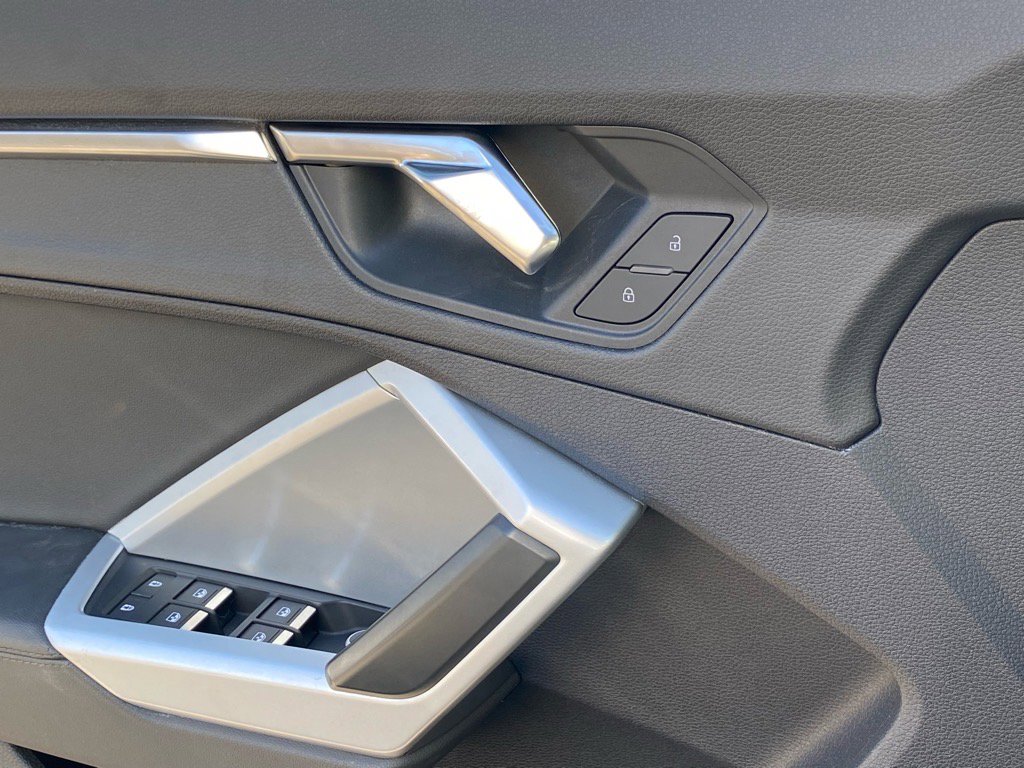 Used 2022 Audi Q3 2.0T Premium image 13