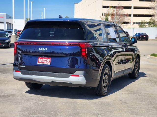 Used 2025 Kia Carnival image 7
