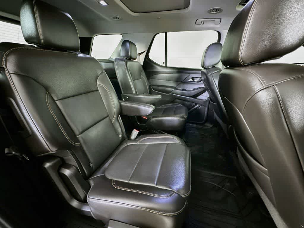 Used 2021 Chevrolet Traverse Premier w/ Redline Edition AWD/4WD image 35
