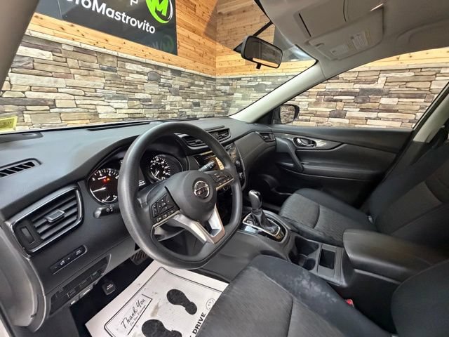 Used 2017 Nissan Rogue S w/ S Appearance Package AWD/4WD image 12