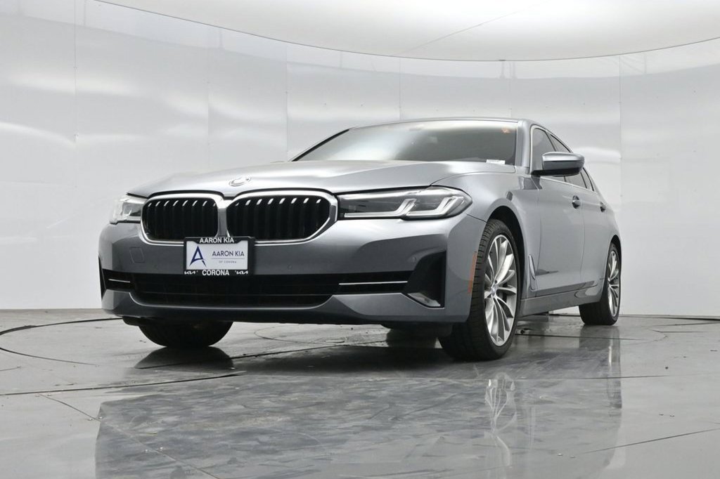 Used 2023 BMW 540i w/ Convenience Package RWD image 12