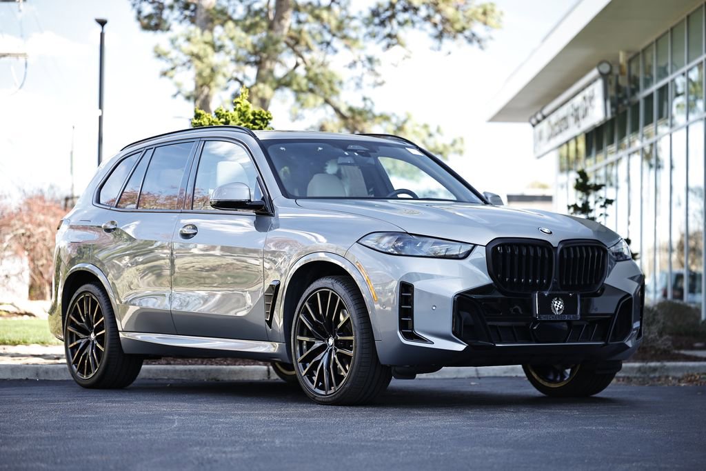 Used 2024 BMW X5 xDrive40i w/ M Sport Package