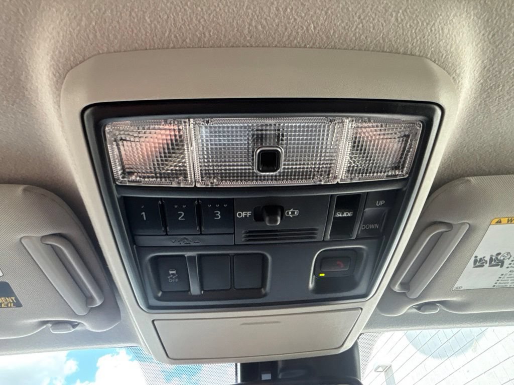 Used 2021 Toyota 4Runner Limited RWD image 18