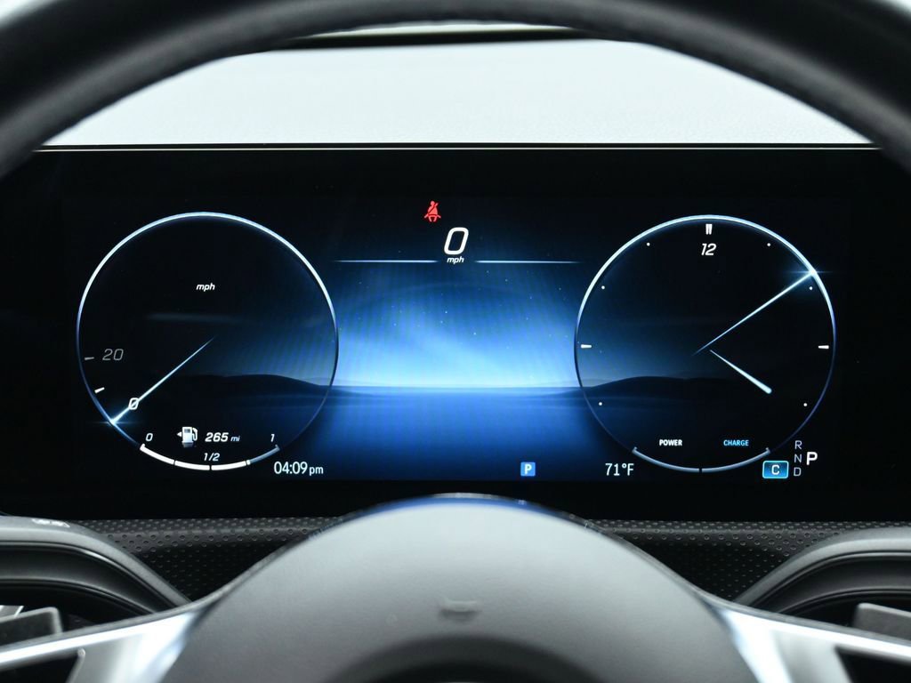 Used 2025 Mercedes-Benz CLA 250 image 28