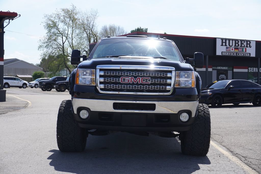Used 2014 GMC Sierra 2500 SLE w/ SLE Preferred Package image 2