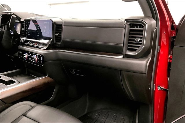 Used 2025 GMC Sierra 2500 SLT w/ SLT Convenience Package image 18