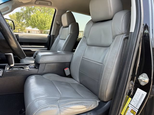 Used 2017 Toyota Tundra Limited w/ Limited Premium Package RWD image 26