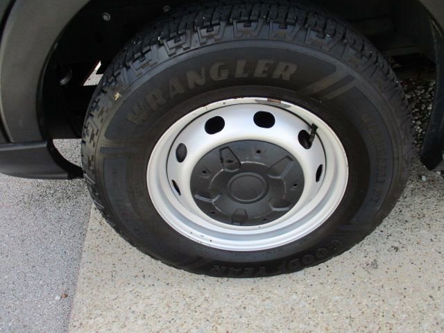 Used 2019 Ford Transit 250 148 High Roof Extended RWD image 22