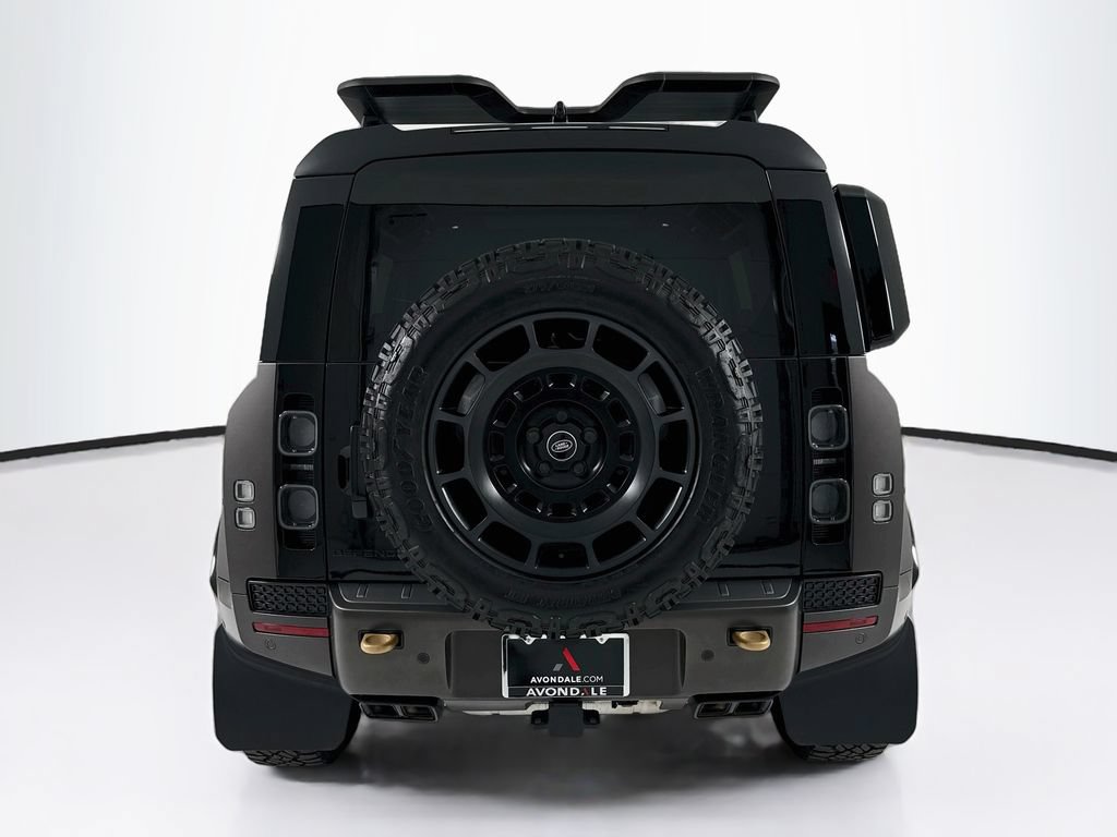 Used 2025 Land Rover Defender 110 AWD/4WD image 10