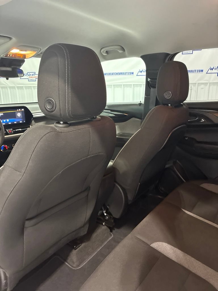 Used 2024 Chevrolet TrailBlazer LT FWD image 24