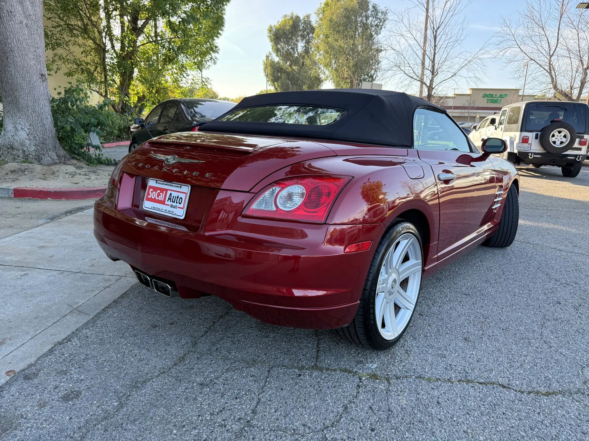 Used 2006 Chrysler Crossfire Limited RWD image 3