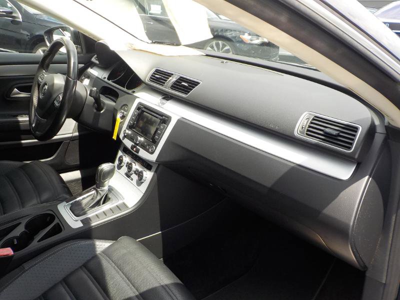 Used 2015 Volkswagen CC Sport image 26