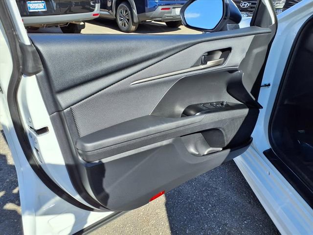 Used 2025 Toyota Camry SE image 12