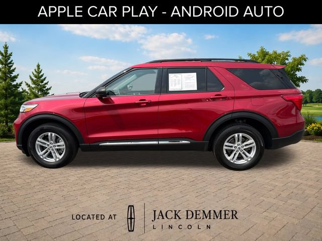 Used 2023 Ford Explorer XLT w/ Equipment Group 202A AWD/4WD image 4