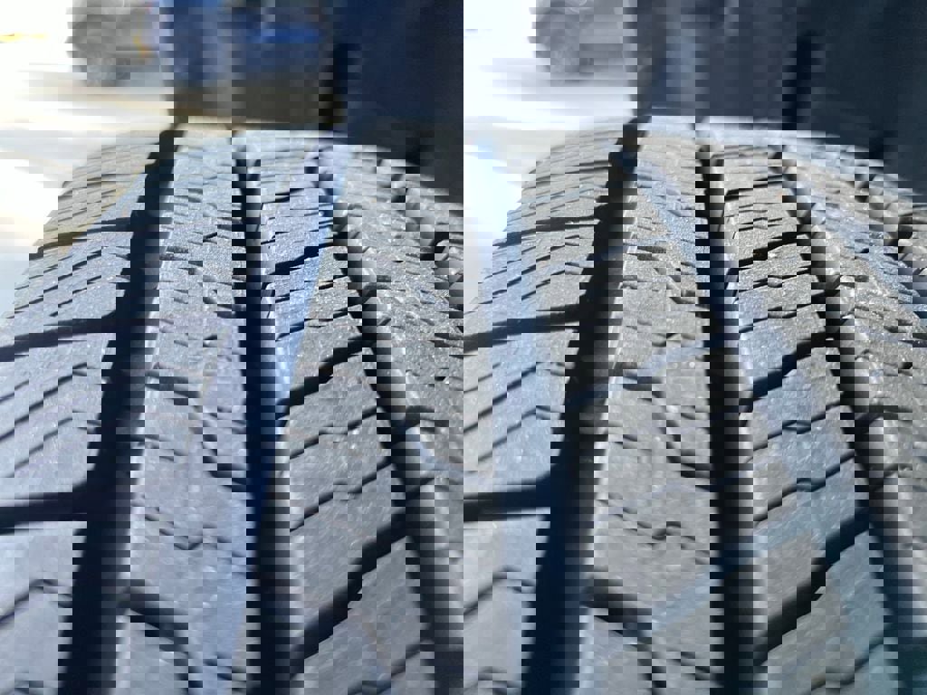 New 2025 Ford Maverick XLT w/ XLT Luxury Package image 24