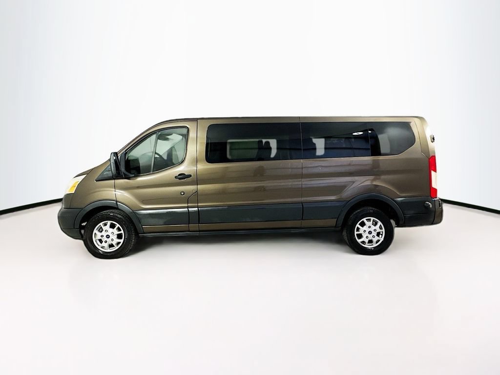 Used 2016 Ford Transit 350 XLT RWD image 4