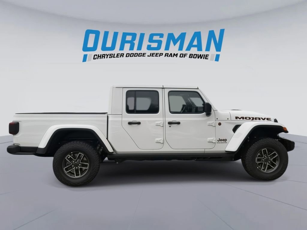 New 2026 Jeep Gladiator Mojave image 7